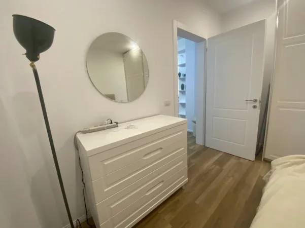 Tirane, jepet me qera apartament 1+1 Kati 10, 64 m² 700 € (Tregu Elektrik.)