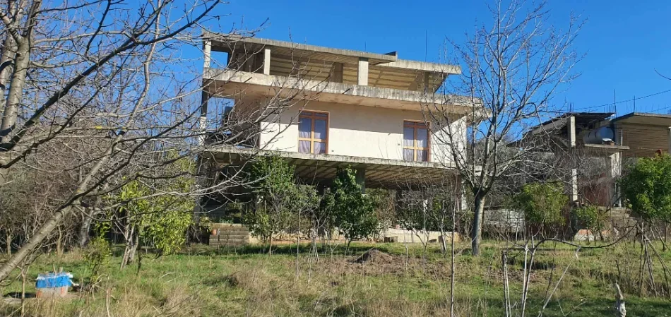 Tirane, shitet nga Pronari, pa-komision shtepi 3 Katshe Kati 3, 2.000 m² 390.000 € (ibe e poshtme)