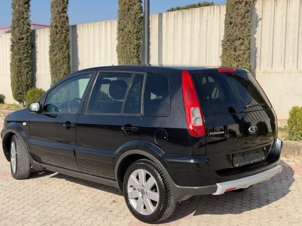 FORD FUSION + 1.4 NAFTE 👉 2009 👈 kambio MANUALE - per patenta te reja 3.900 €