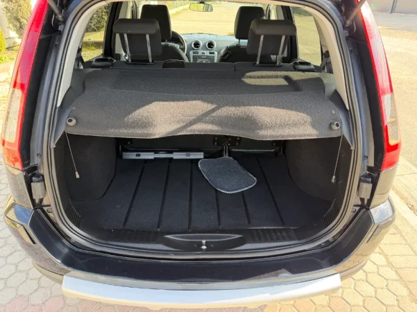 FORD FUSION + 1.4 NAFTE 👉 2009 👈 kambio MANUALE - per patenta te reja 3.900 €