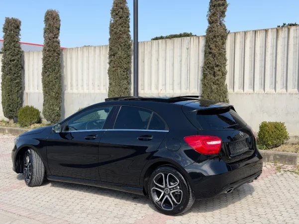 MERCEDES - BENZ A 200 NAFTE 👉 2014 👈  AUTOMATIKE - FULL PANORAMA 10.700 €