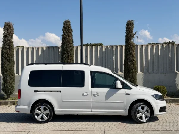 VOLKSWAGEN CADDY MAX 2.0 NAFTE 👉 2017 👈 kambio MANUALE 13.800 €