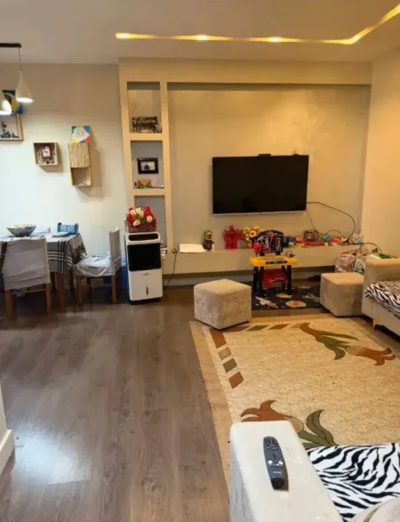 Tirane, shitet nga Pronari, pa-komision apartament 2+1+Aneks+Ballkon Kati 6, 94 m² 140.000 € (Vila L 2)