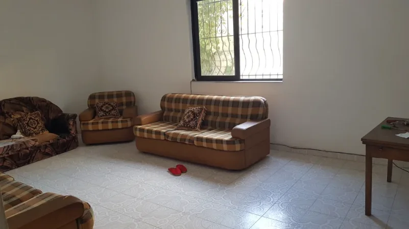 Tirane, jap me qera shtepi 3+1+Aneks+Ballkon Kati 0, 140 m² 350 € 