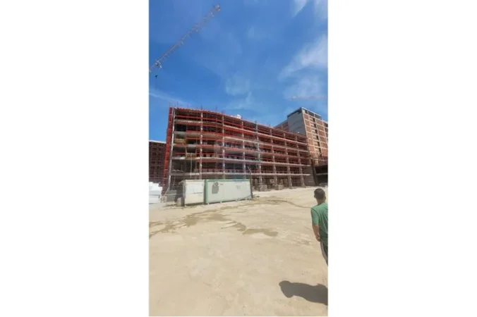 Tirane, shitet apartament , 117 m² 220.000 € (Rruga Javer Malo, Tiranë)