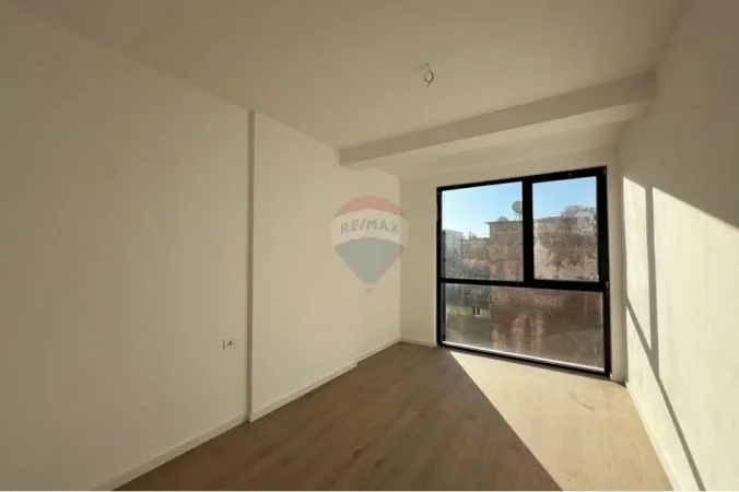 Tirane, jepet me qera apartament , 147 m² 1.501 € 