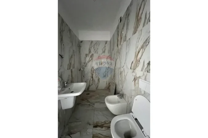 Tirane, jepet me qera apartament , 147 m² 1.501 € 