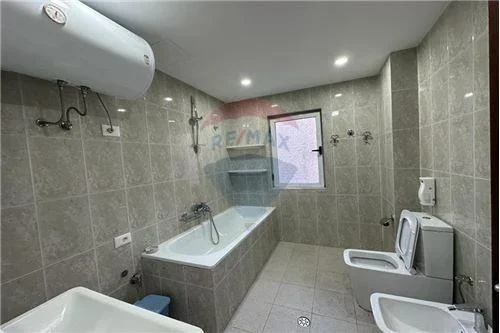 Tirane, jepet me qera apartament , 140 m² 800 € 