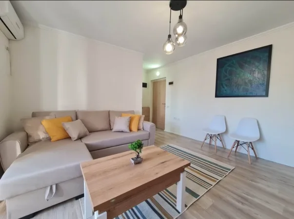 Tirane, shitet nga Pronari, pa-komision apartament 1+1 Kati 3, 45 m² 88.000 € (ali demi)