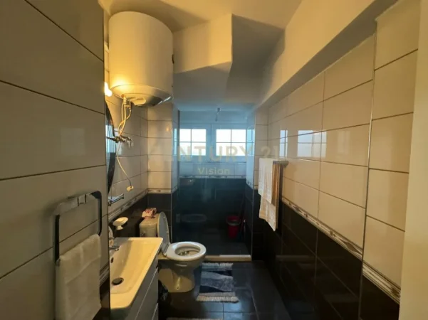 Shkoder, jepet me qera apartament 2+1 Kati 3, 70 m² 350 € (prane shkolles ndoc mazi)