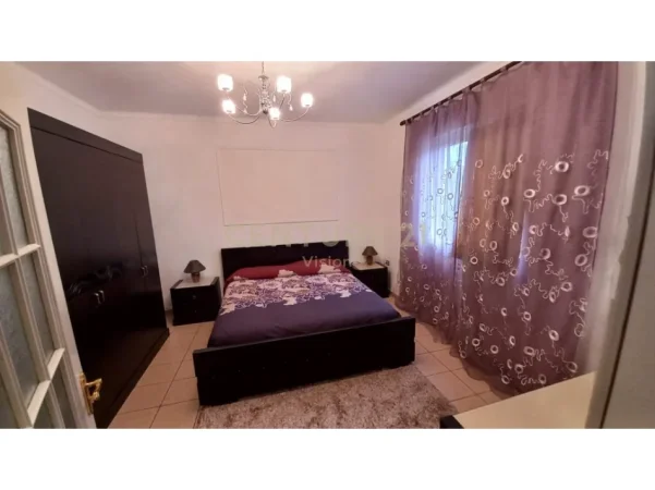 Shkoder, jepet me qera apartament Dublex Kati 1, 200 m² 500 € (arra e madhe)