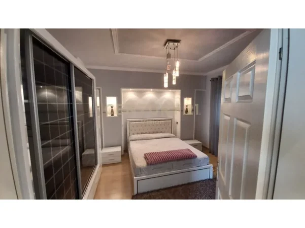 Shkoder, jepet me qera apartament Dublex Kati 1, 200 m² 500 € (arra e madhe)