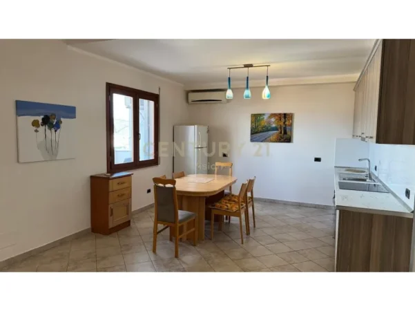 Shkoder, jepet me qera apartament 3+1 Kati 6, 120 m² 700 € (pedonale)