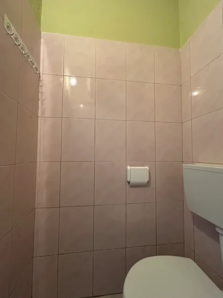 Tirane, jepet me qera garsonier Kati 0, 30 m² 330 € (Brryli, perballe Maternitetit te Ri)