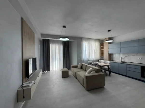 Tirane, jepet me qera apartament 2+1 Kati 6, 95 m² 750 € (Fusha e Aviacionit)