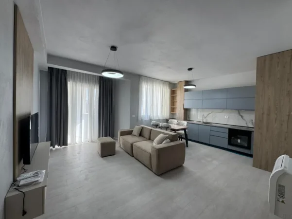 Tirane, jepet me qera apartament 2+1 Kati 6, 95 m² 750 € (Fusha e Aviacionit)