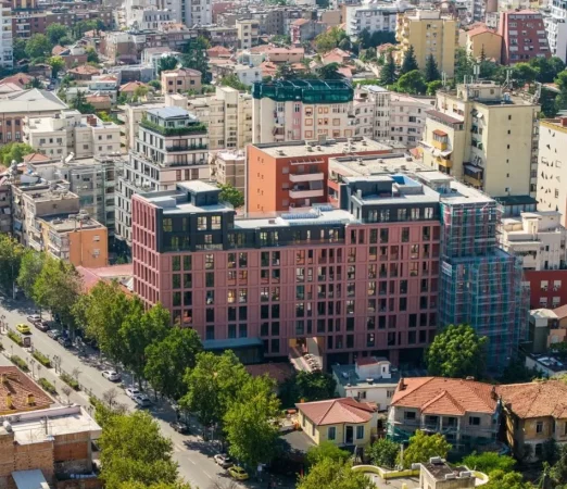 Tirane, jepet me qera zyre Kati 4, 80 m² 850€