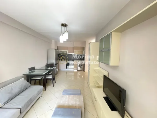 Tirane, jepet me qera apartament 1+1 Kati 3, 60 m² 500 € (Xhamlliku)