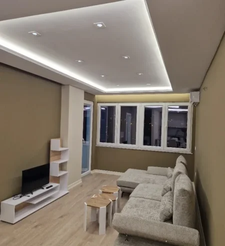 Tirane, jepet me qera apartament 2+1 Kati 5, 95 m² 500 € (Yzberisht)