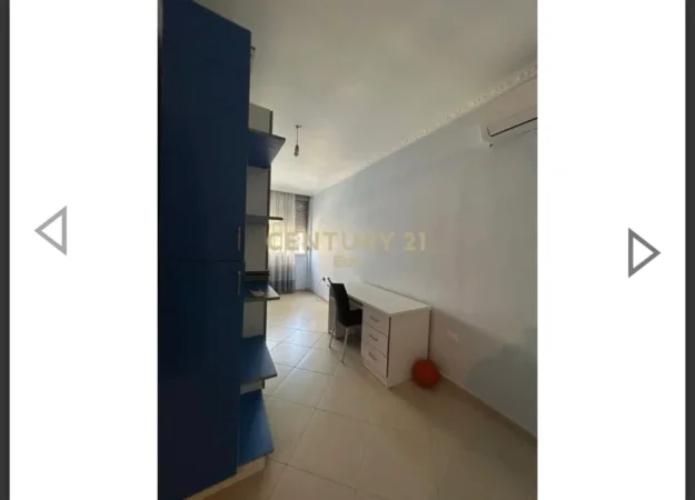 Durres, jepet me qera 2+1 Kati 3, 500 € 