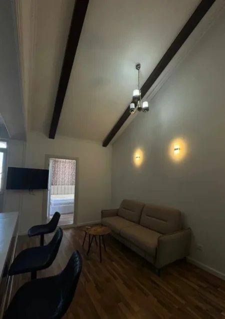 Tirane, jepet me qera apartament 1+1 Kati 6, 80 m² 500 € (Kodra e Diellit / Rruga Rrapo Hekali)