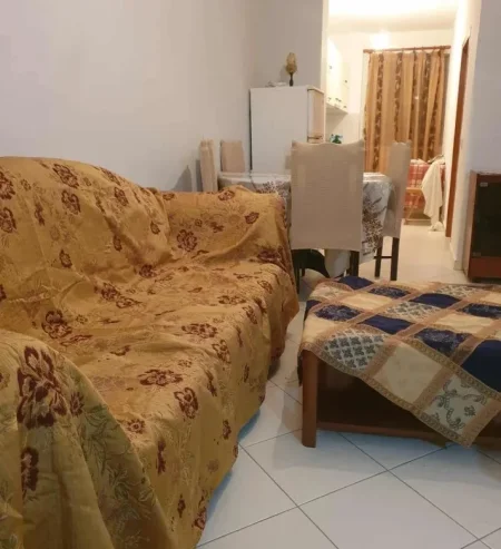 Tirane, jepet me qera apartament 2+1 Kati 5, 80 m² 400 € (Fresku)
