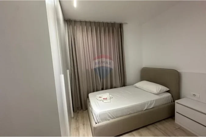 Tirane, jepet me qera apartament 1+1 Kati 1, 50 m² 600 € (5 Maji)