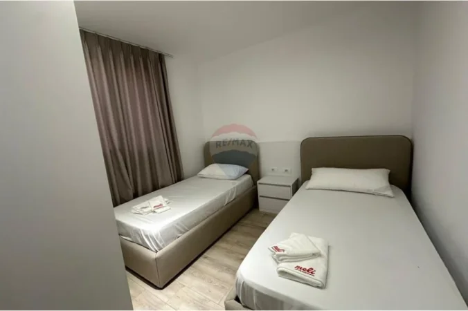Tirane, jepet me qera apartament 1+1 Kati 1, 50 m² 600 € (5 Maji)