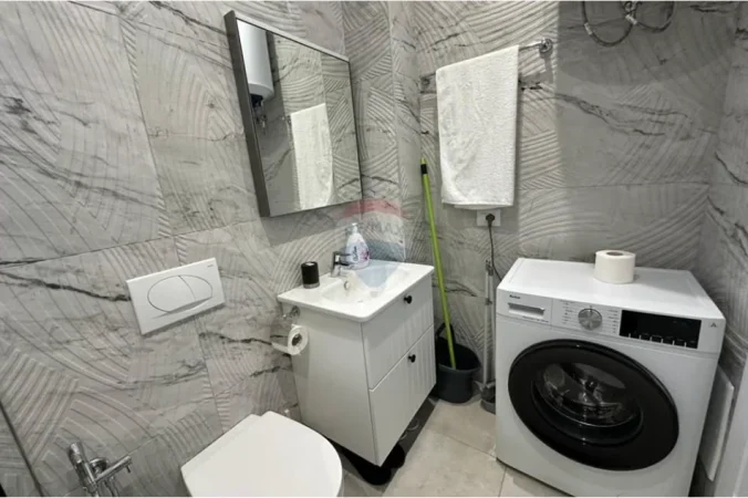 Tirane, jepet me qera apartament 1+1 Kati 1, 50 m² 600 € (5 Maji)