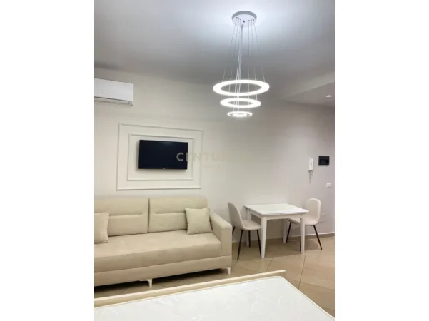 Durres, shitet apartament 1+1 Kati 4, 78.000 € (Plazh,Durres)