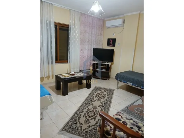 Tirane, jap me qera apartament 1+1 Kati 2, 47 m² 350 € (Rruga Ndre Mjeda)