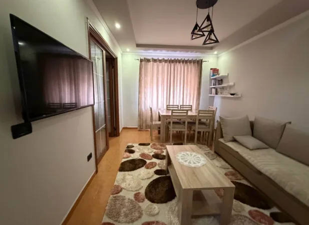 Tirane, jepet me qera 2+1 , 75 m² 550 € (Rruga Don Bosko)