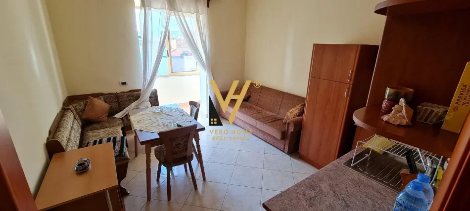 Tirane, jepet me qera apartament 2+1+Ballkon Kati 4, 87 m² 520 € (PAZARI I RI)