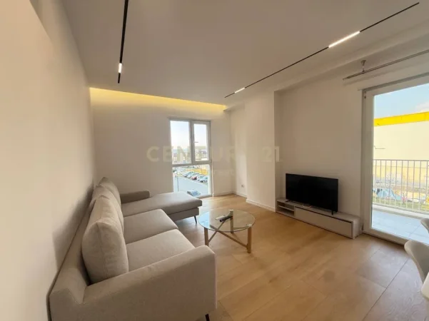 Tirane, shitet apartament 2+1 Kati 3, 91 m² 140.000 € (Univers City)