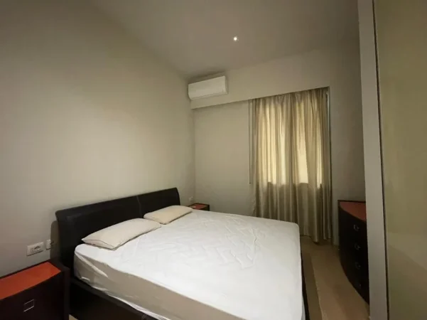 Tirane, shitet apartament 3+1 Kati 1, 150 m² 320.000 € (Liqeni i Thate)