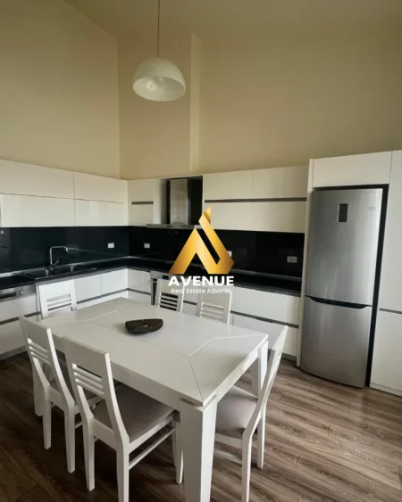 Tirane, jepet me qera apartament 2+1 Kati 2, 100 m² 1.500 € (Rezidenca Long Hill)