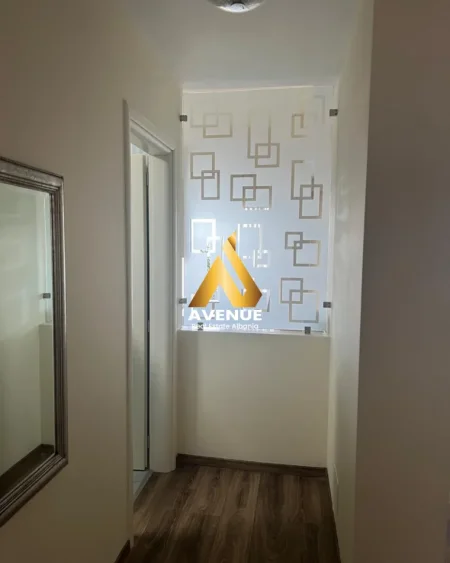 Tirane, jepet me qera apartament 2+1 Kati 2, 100 m² 1.500 € (Rezidenca Long Hill)
