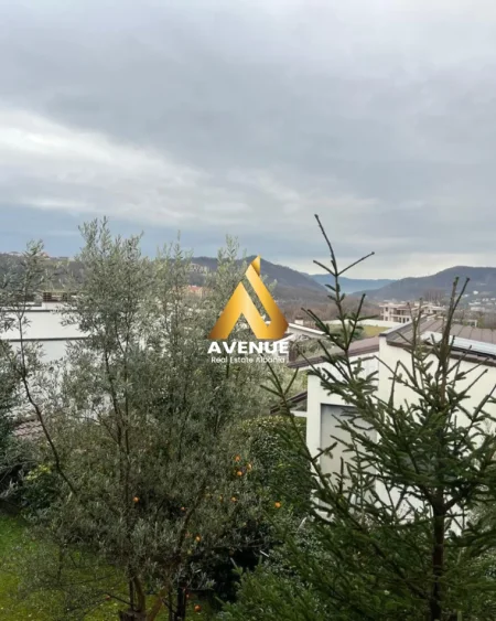 Tirane, jepet me qera apartament 2+1 Kati 2, 100 m² 1.500 € (Rezidenca Long Hill)