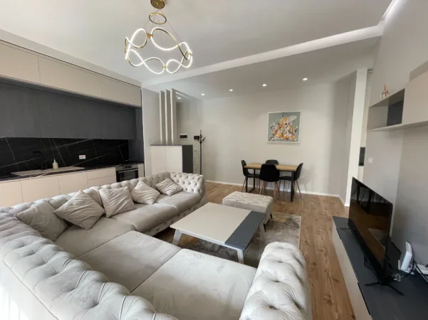 Tirane, jepet me qera apartament 1+1 Kati 3, 70 m² 800 € (Delijorgji)