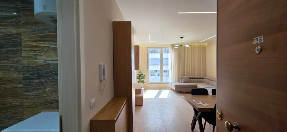 Tirane, jepet me qera apartament 1+1 Kati 3, 65 m² 650 € (Bulevardi i Ri)