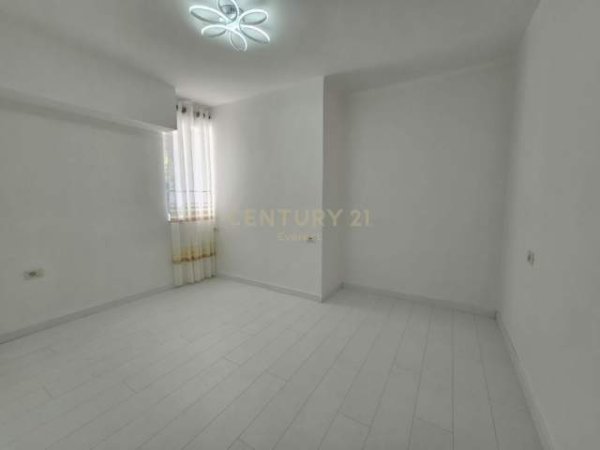 Tirane, shitet apartament 2+1 Kati 2, 79 m² 105.000 Euro (Ali Dem)