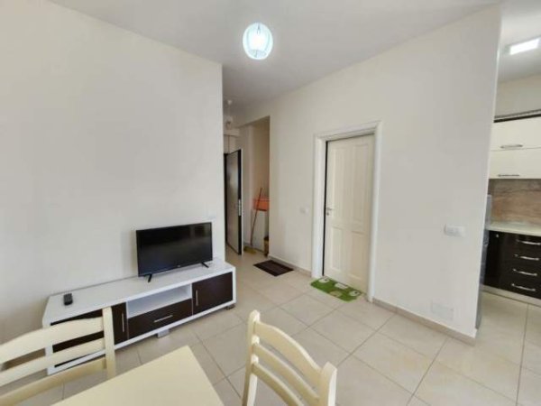 Durres, shitet apartament 1+1+BLK Kati 3, 53 m² 70.000 Euro (gjiri i lalezit)