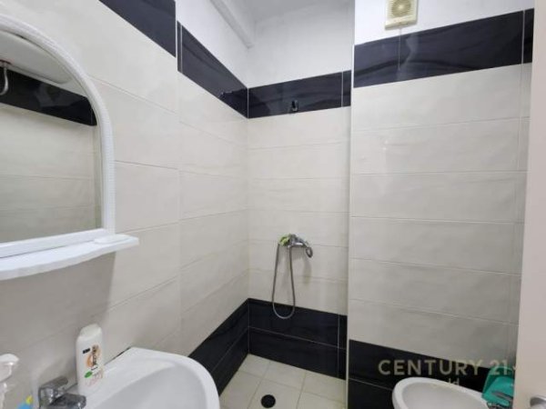 Durres, shitet apartament 1+1+BLK Kati 3, 53 m² 70.000 Euro (gjiri i lalezit)
