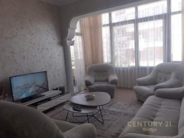 Tirane, shitet apartament 2+1 Kati 2, 87 m² 95.000 Euro (Astir)