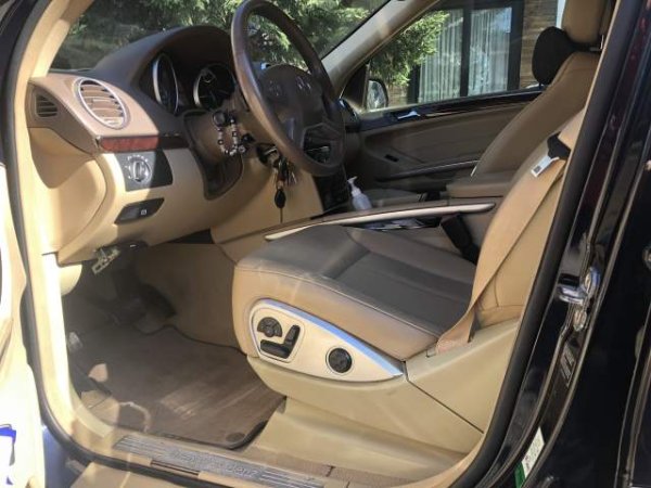 Tirane, shes Mercedes-Benz GL Viti 2010, 12.000 Euro