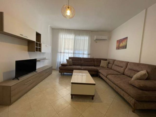 Tirane, shitet apartament Kati 7, 85 m² 85.000 Euro (UNAZA E RE)