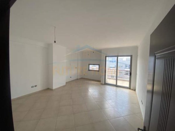 Tirane, shitet apartament Kati 6, 140 m² 175.000 Euro (Tower Bridge I)