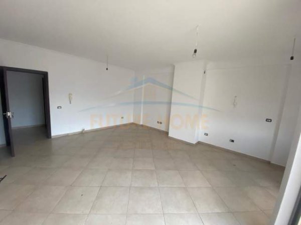 Tirane, shitet apartament Kati 6, 140 m² 175.000 Euro (Tower Bridge I)