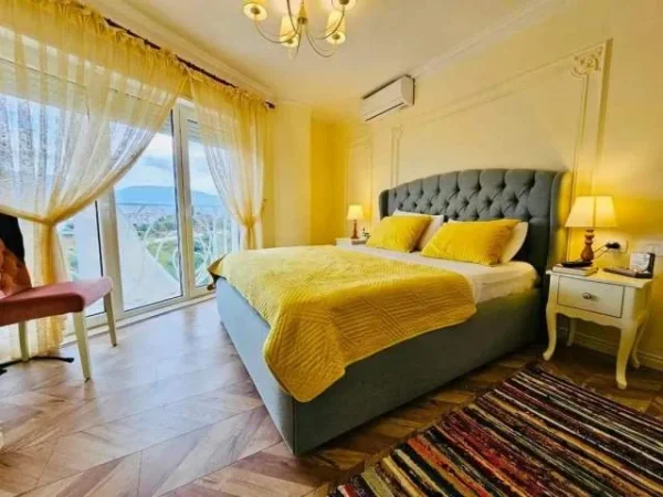 Tirane, jepet me qera apartament 2+1 125 m² 1.000 Euro (Rezidenca Kodra e Diellit 2)