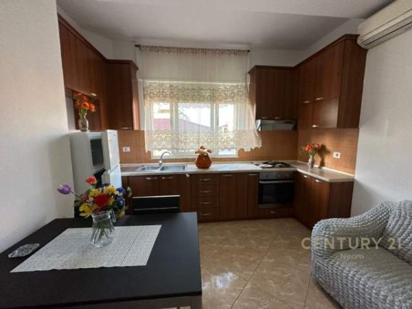 Tirane, shitet apartament 2+1+BLK Kati 3, 86 m² 135.000 Euro (Kodra e Diellit)